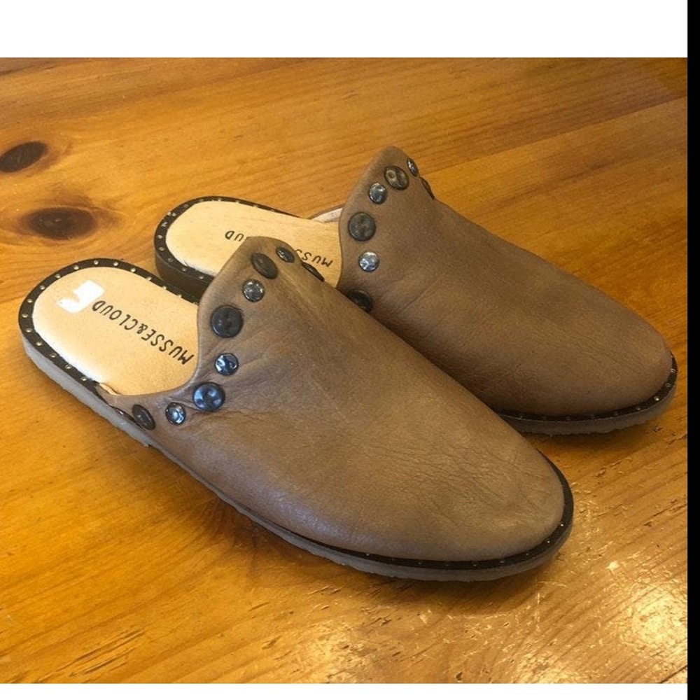 Musse & Cloud Women’s studded mules